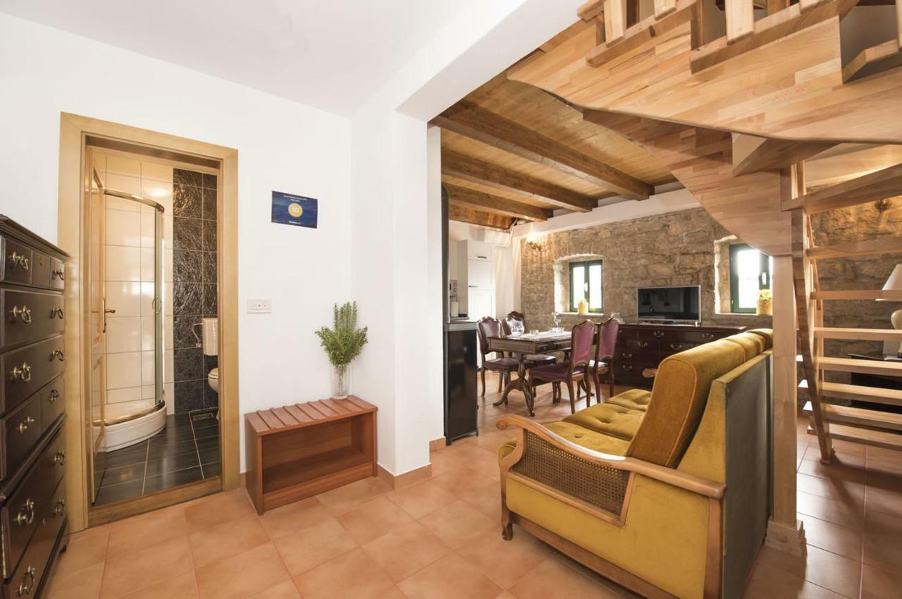 Villa Cetina Milasi المظهر الخارجي الصورة