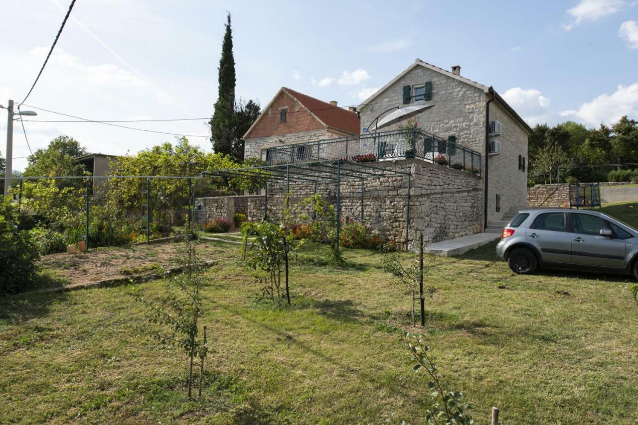 Villa Cetina Milasi المظهر الخارجي الصورة
